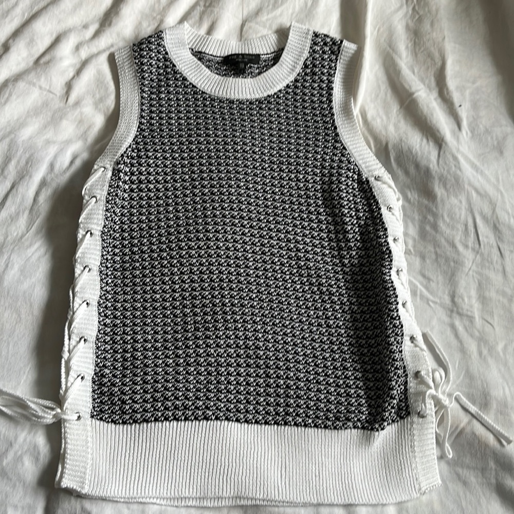 EUC  XS Rag and Bone Sweater vest